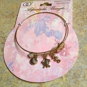 😻 3 For $15 Sea Life Themed Gold Bangle Bracelet